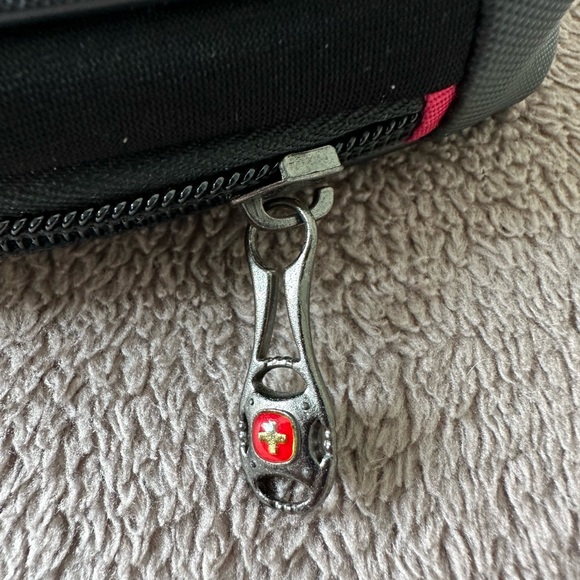 Swiss Gear Small Camera Case By Wenger “The Sherpa Collection“ NWOT - Picture 3 of 5